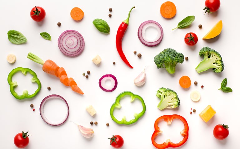 Higher intake of raw but not cooked vegetables linked to lower CVD risk