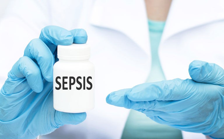 Blood lactate levels in tandem with qSOFA or NEWS provides best prediction of 28-day in-hospital mortality for patients at risk of sepsis