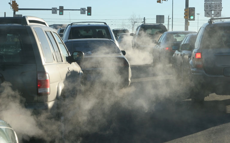 Pył zawieszony w powietrzu może powodować raka płuc u osób niepalących