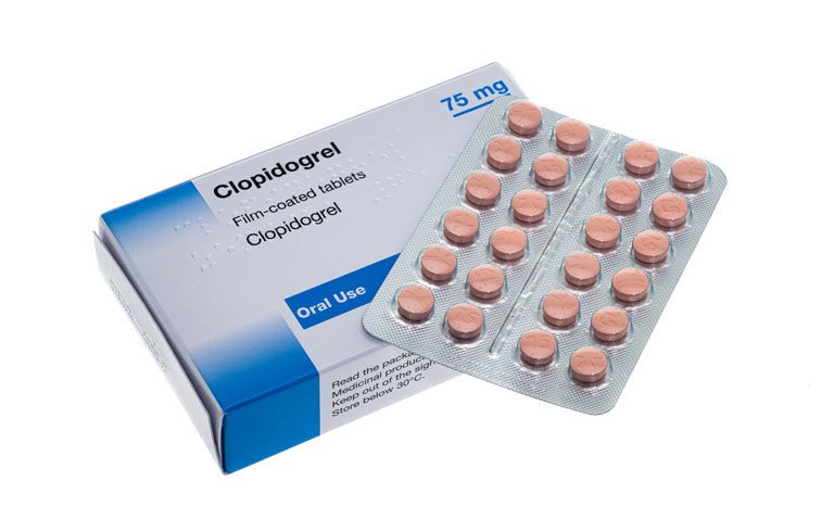 Clopidogrel monotherapy and the risk of brain bleed after head injury