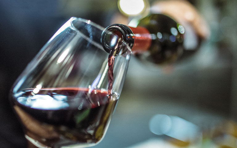 Wine drinking associated with reduced risk of adverse cardiovascular outcomes
