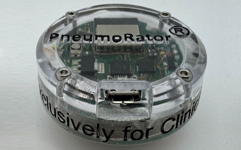 The novel PneumoRator wearable device for accurately monitoring respiratory rate