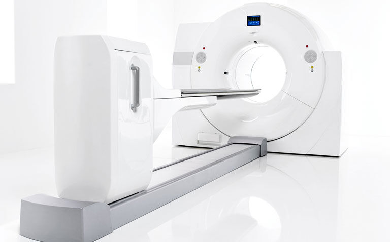 Cone beam breast CT superior to MRI for detection of preoperative residual tumour