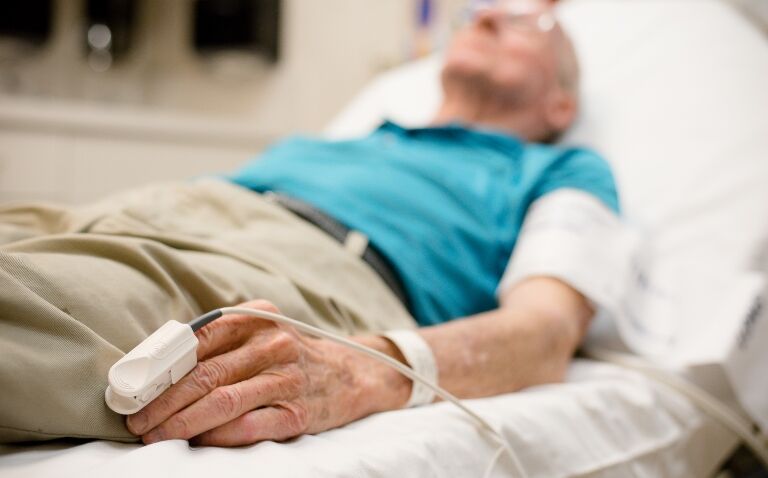 Managing syncope in the emergency department: expert commentary