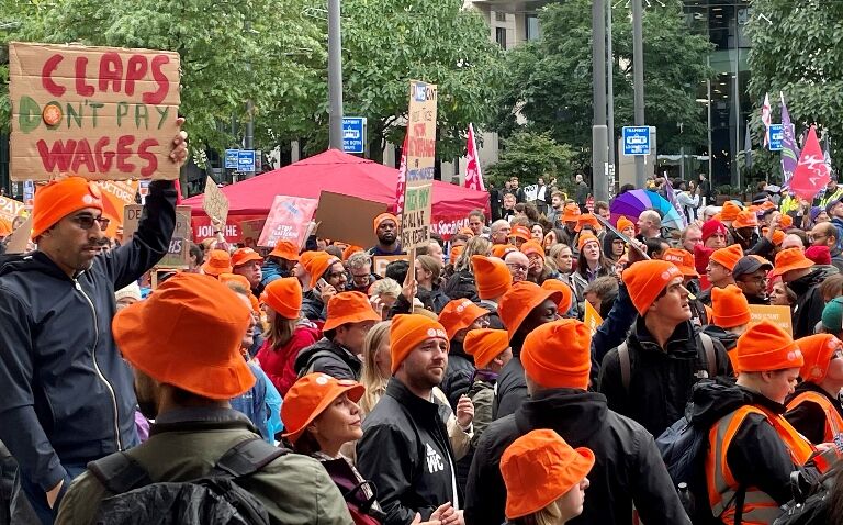 UK Government and BMA agree to talks over consultants pay dispute