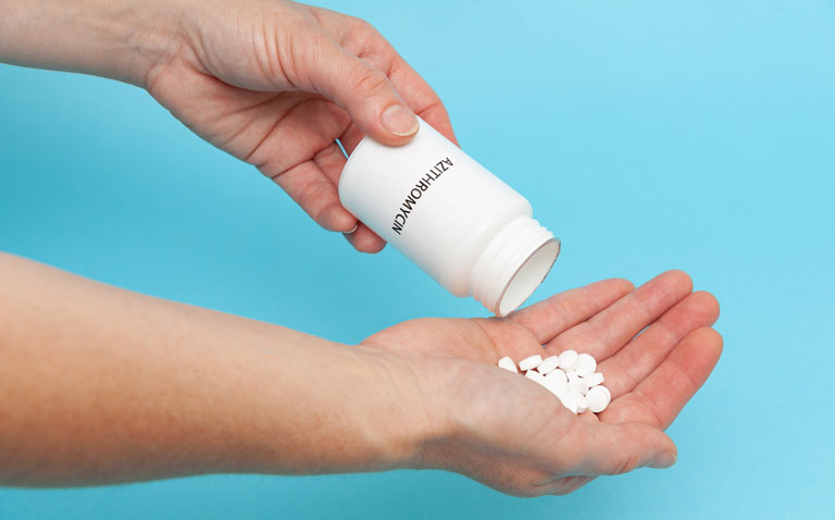 azithromycin covid