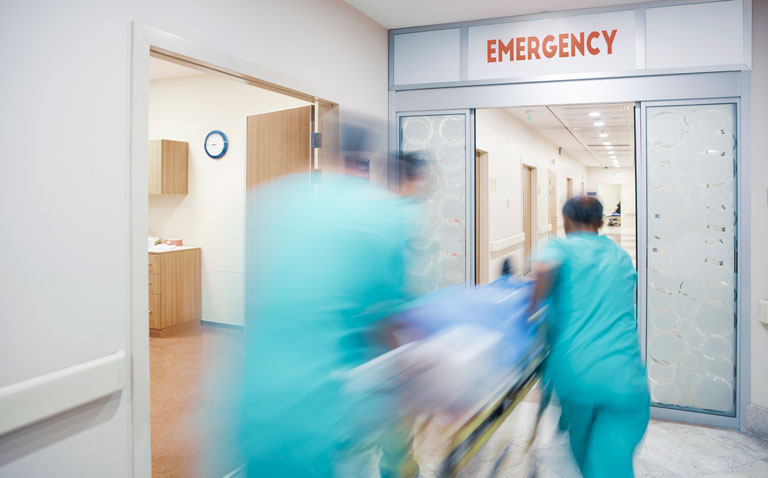 Large variation in laboratory tests for chest pain in emergency departments