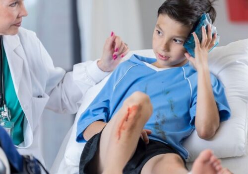 Three key factors predictive of abnormal CT scan in children with minor head trauma