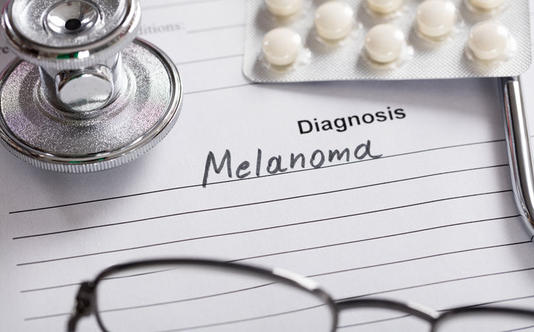 Tumour-infiltrating lymphocyte therapy superior to ipilimumab in advanced melanoma